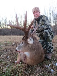 Millers-North-Outfitting-Alberta-Whitetail-Hunting-032